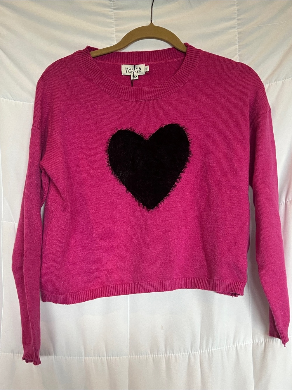 Molly Bracken Girls Fuchsia Sweater Black Heart Graphic 16Y NWT